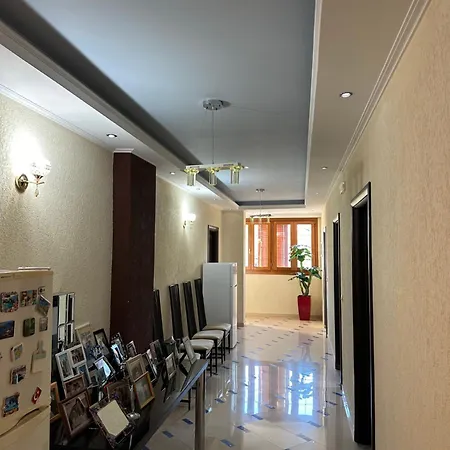 Mani 木屋 Durrës