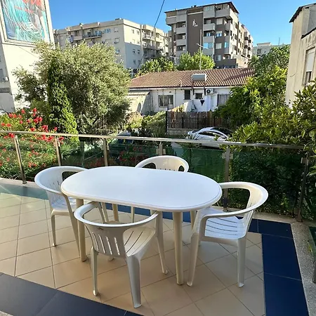 Mani * Durrës